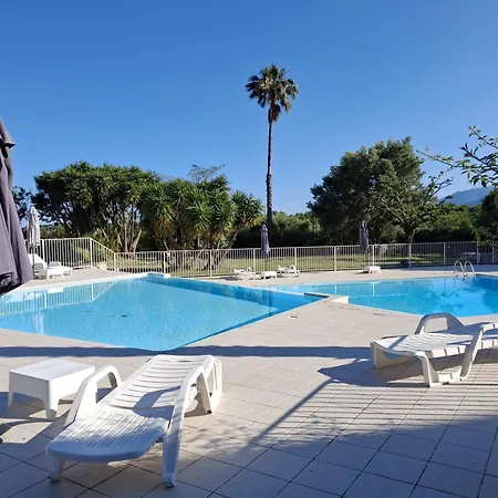 Lägenhet St Florent Cosy Climatise Avec Piscine Saint-Florent (Corsica)